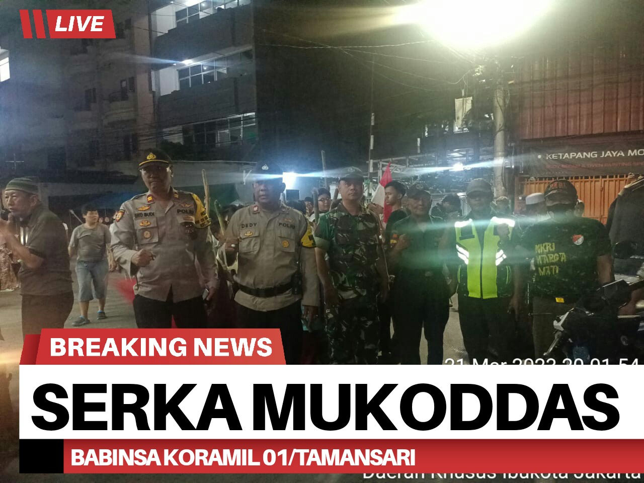 Beri Keamanan Warga, Serka Mukoddas Ngawal Pawai Obor