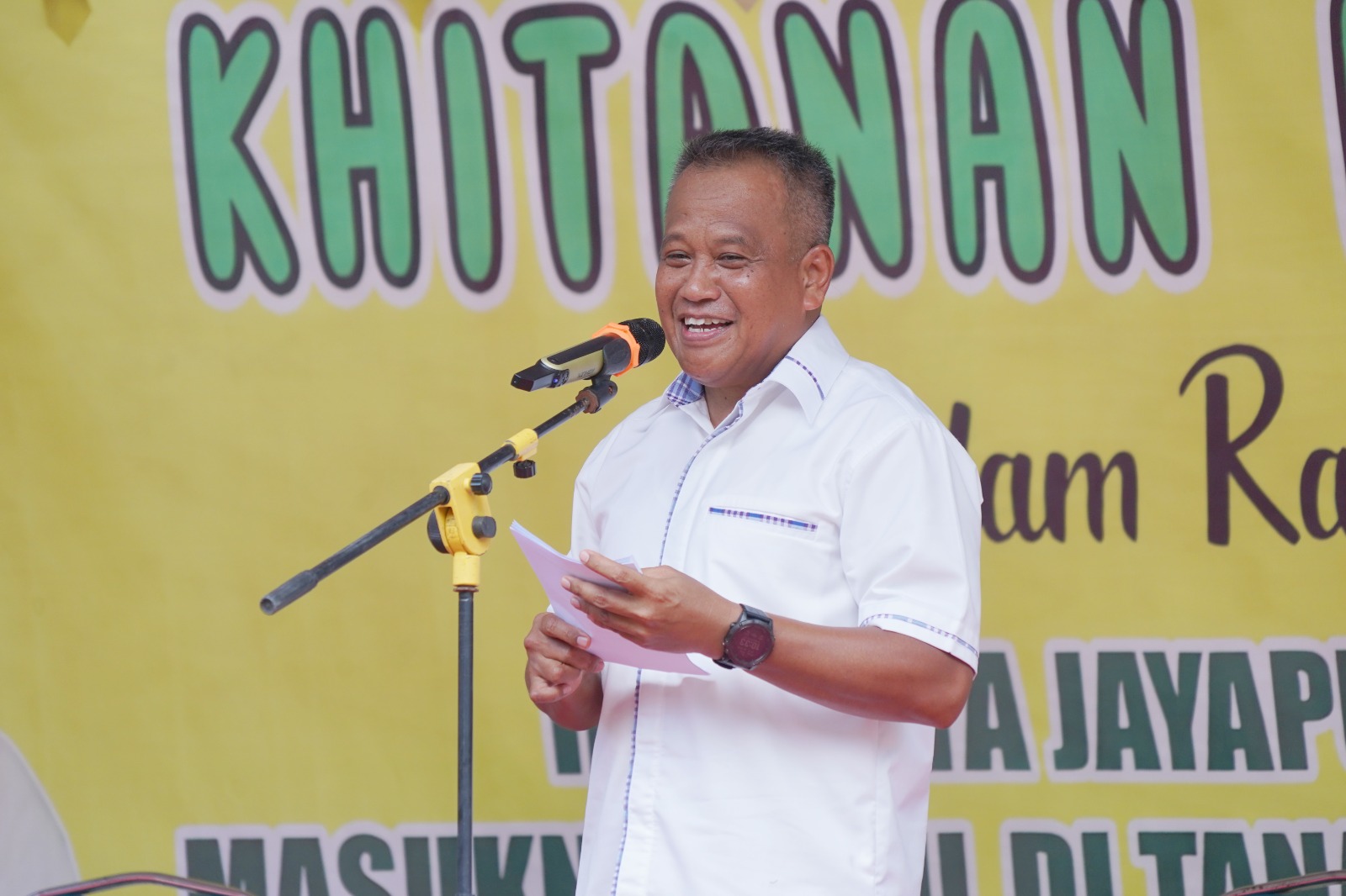 Hadiri Khitanan Massal Di UNIYAP Jayapura, Pangdam XVII/Cenderawasih Ungkapkan Pentingnya Pengembangan Pendidikan Umat