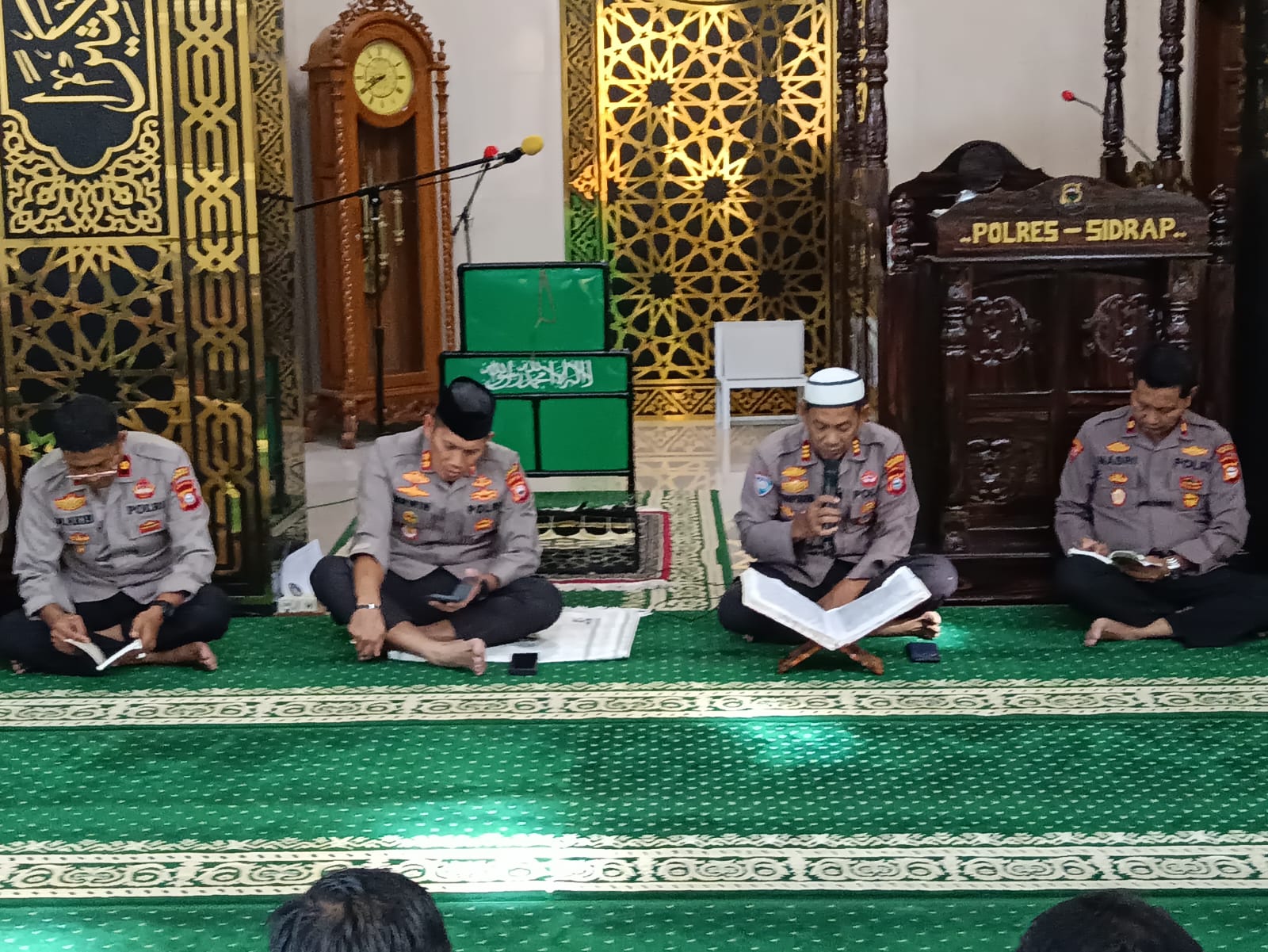 Kapolres Sidrap Bersama Personel Laksanakan Tadarus Al-Quran, Isi Ramadhan Dengan Kegiatan Positif