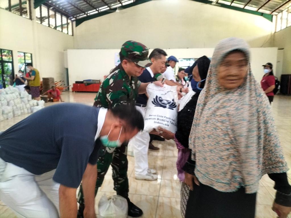 Kodim 0502/JU Kerjasama Dengan Yayasan Budha Tzu Chi Gelar Baksos