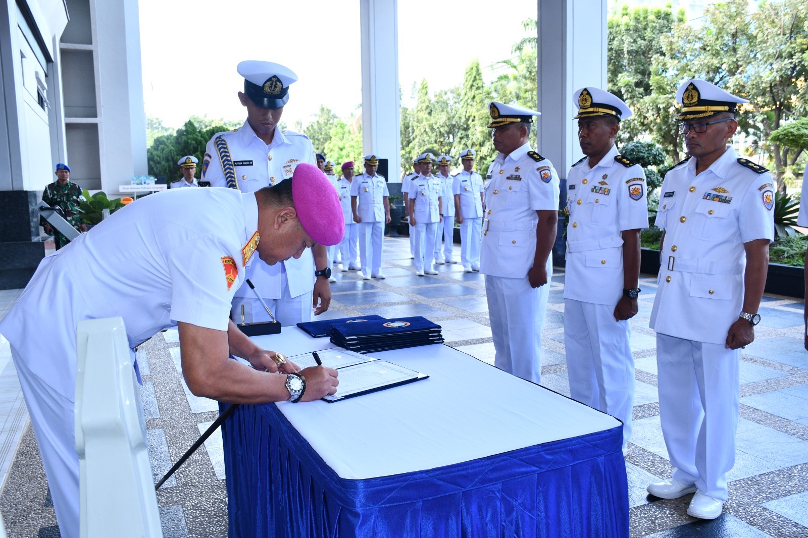 TIGA JABATAN KEPALA DINAS LANTAMAL III JAKARTA DISERAHTERIMAKAN