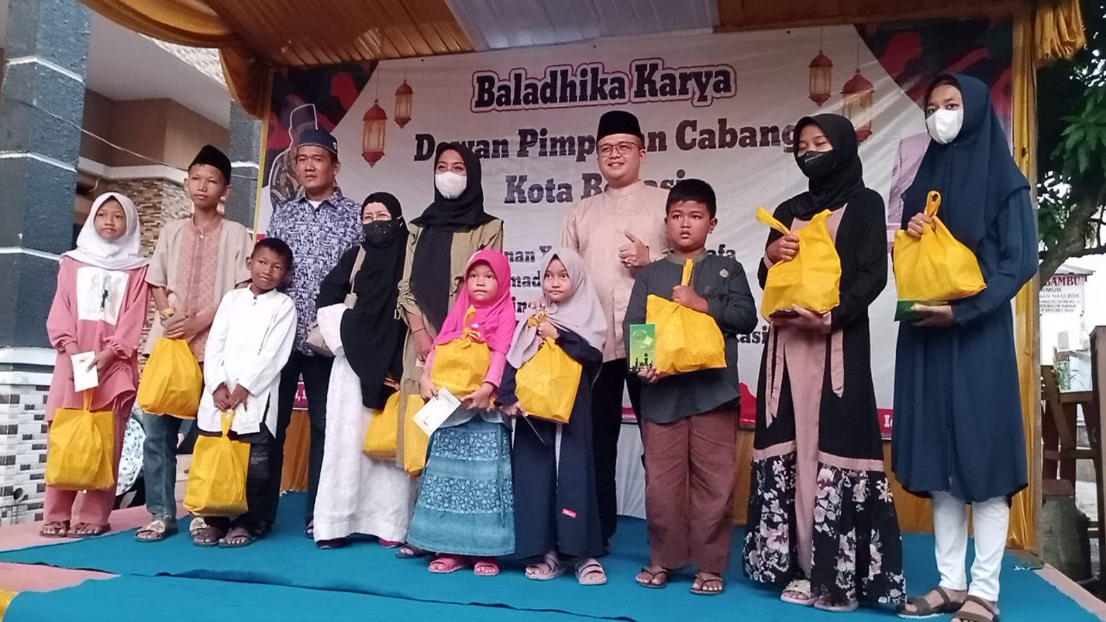 DPC Baladhika Karya Kota Bekasi Gelar Acara Santunan Yatim Piatu Dhuafa dan Bukber Puasa