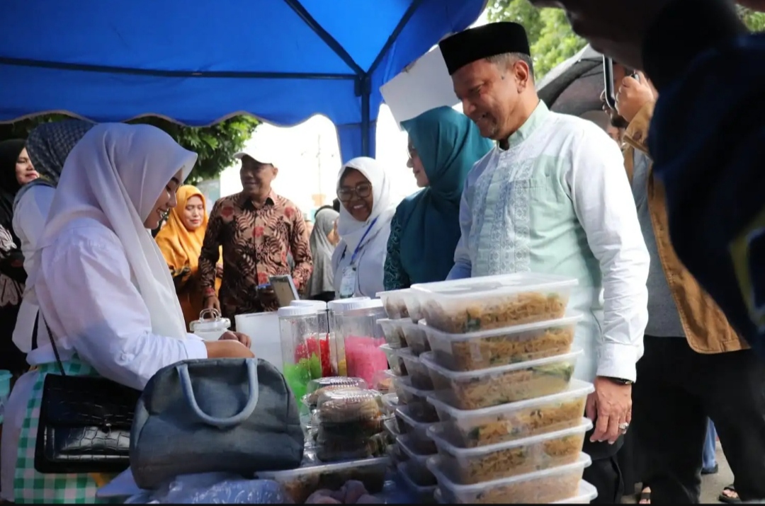 Pj. Bupati Aceh Tengah Buka Gebyar UMKM Kuliner Ramadhan 1444 H