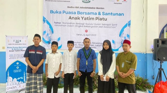 Badko HMI Jabodetabeka-Banten dan Petrochina Santuni Anak Yatim Piatu