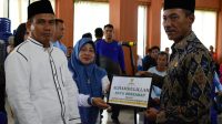 Pejabat dan ASN OKI Salurkan Zakat Lewat Baznas