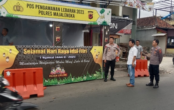 Jelang Mudik Lebaran, Wakapolres Majalengka Kompol Bayu Purdantono Cek Kesiapan Pos Pam Simpang Tiga Cikijing