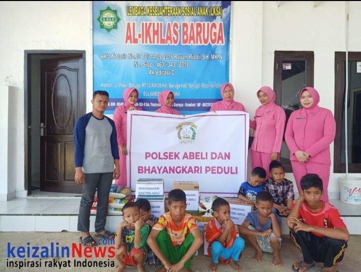 Giat Bakti Sosial Bhayangkari Polsek Abeli dengan Tema, “POLSEK ABELI DAN BHAYANGKARI PEDULI”