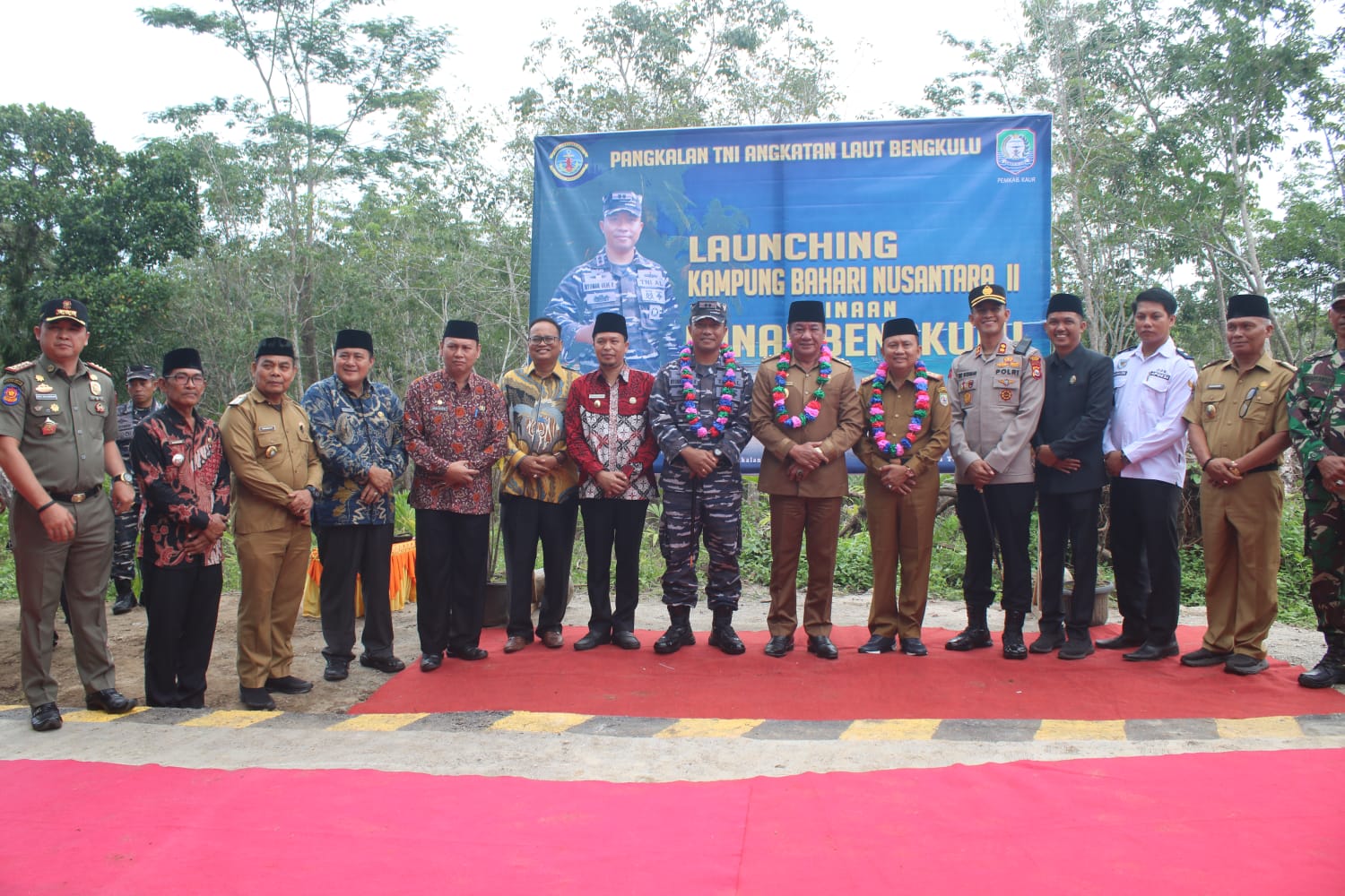 Program Binpotmar Lanal Bengkulu Menjadi Pelopor Kebersamaan Gotong Royong Di Kabupaten Kaur