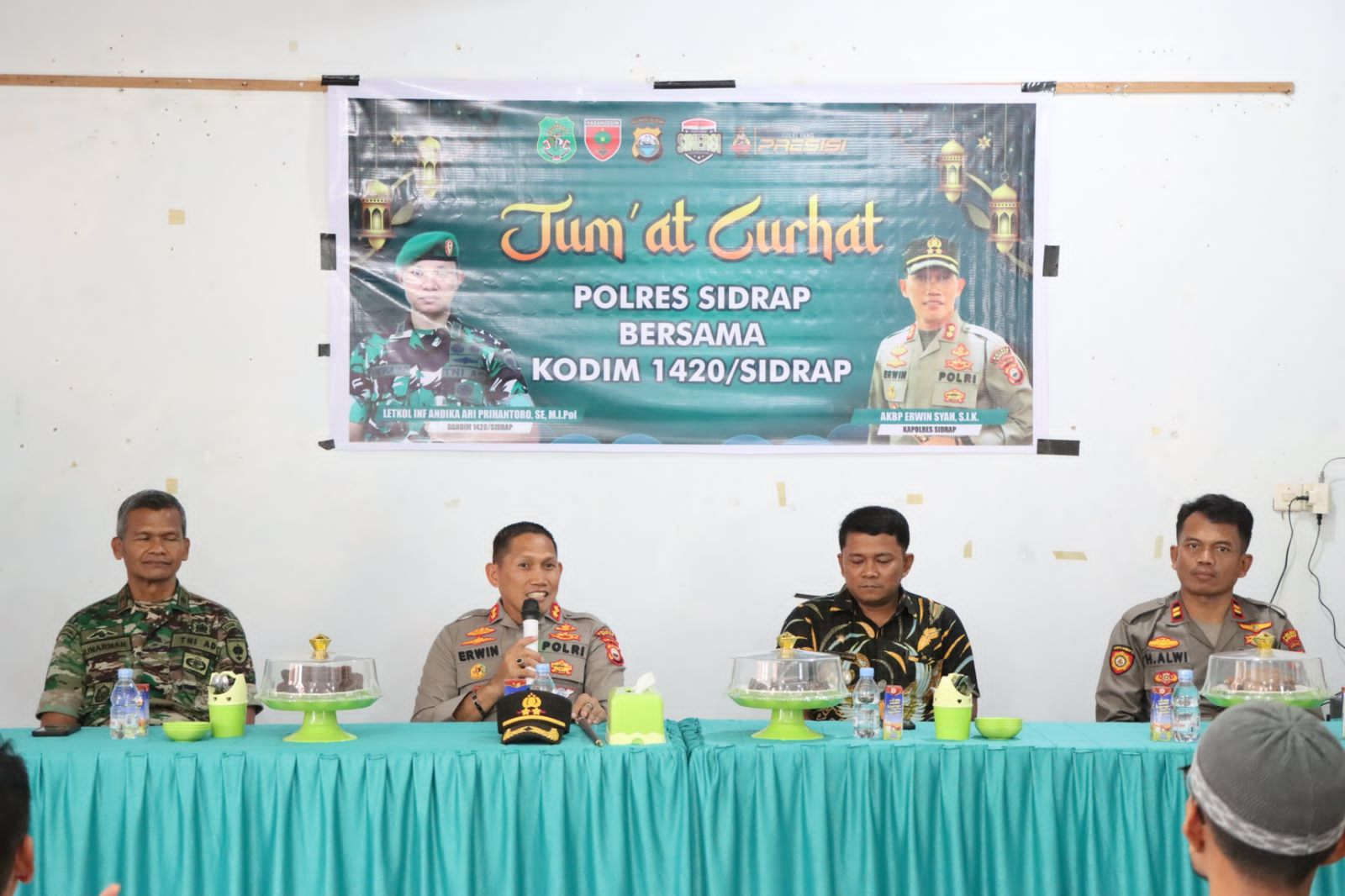 Kapolres Sidrap Libatkan TNI dan Pemerintah Kecematan Dalam Jumat Curhat di Watang Sidenreng