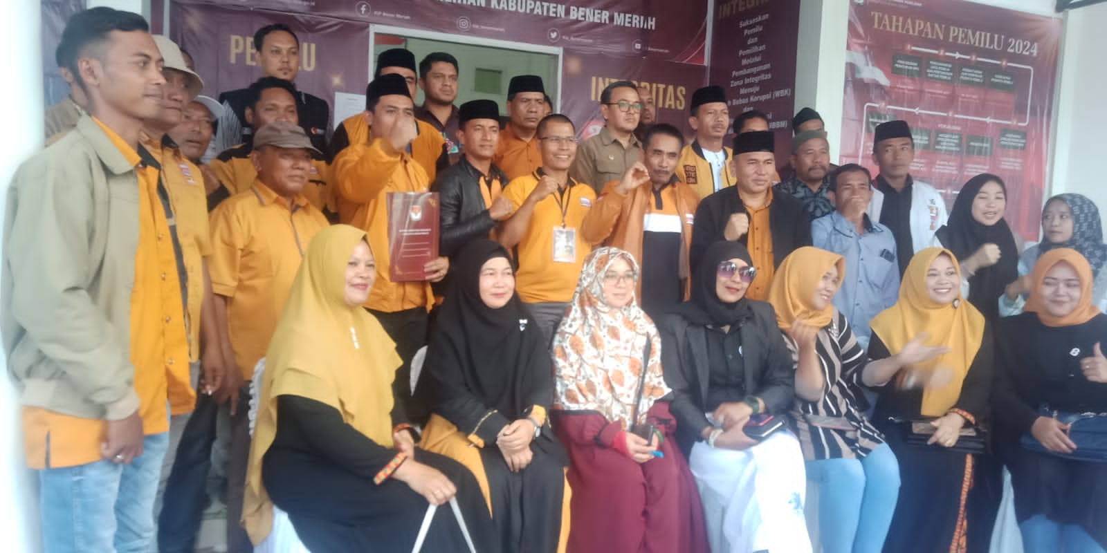 Partai Hati Nurani Rakyat (Hanura) Sudah Resmi Mendaftar Ke KIP Bener Meriah