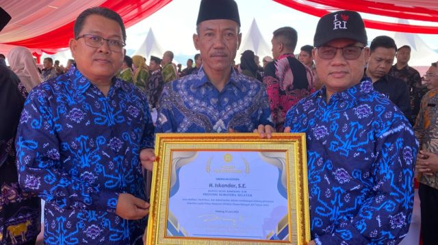 Majukan Pertanian, Bupati OKI Terima Penghargaan dari Kementan