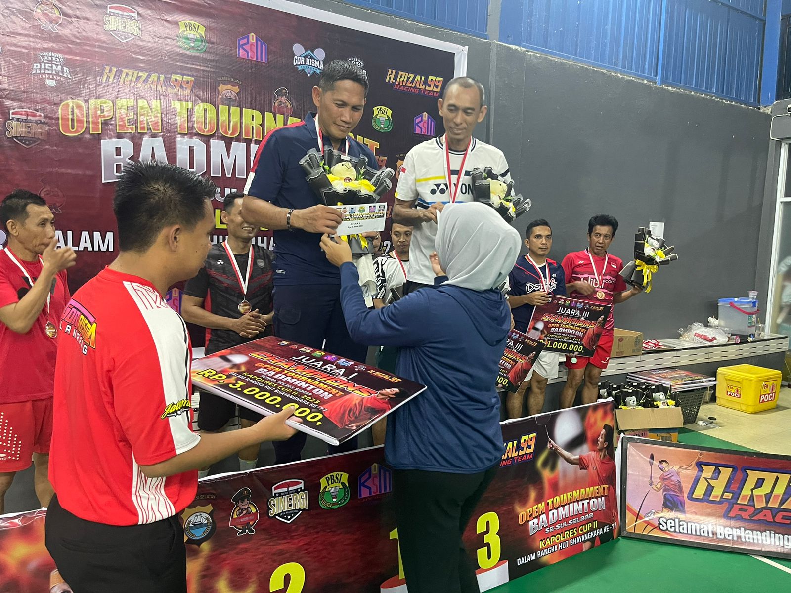 Turnamen Badminton Se-Sulselbar Kapolres Cup II 2023, Kapolres Sidrap Raih Juara Pertama Kategori Ganda Putra Internal