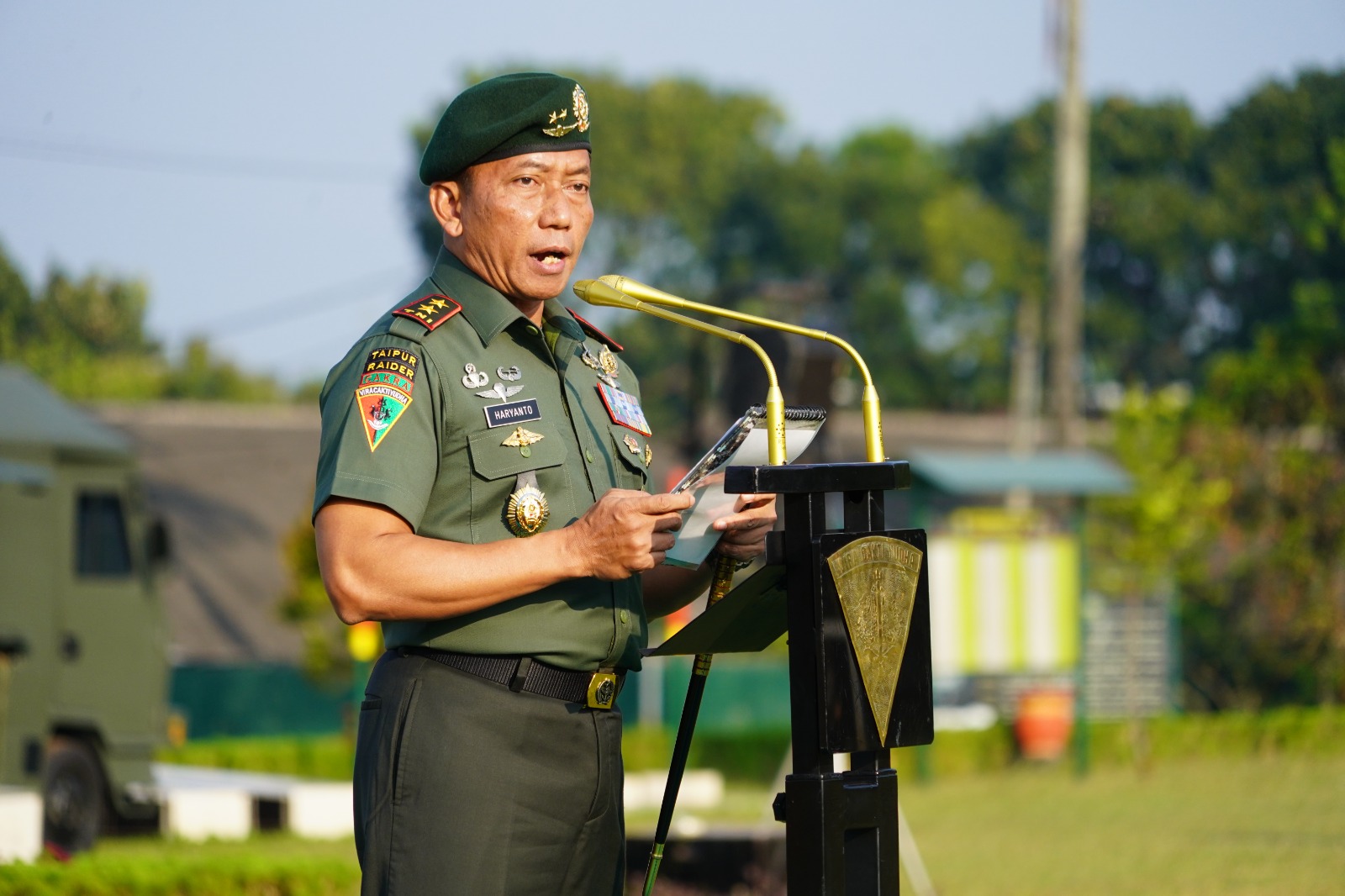 Pangdivif 2 Kostrad Pimpin Upacara Bendera yang dilaksanakan pada 19 Juni 2023