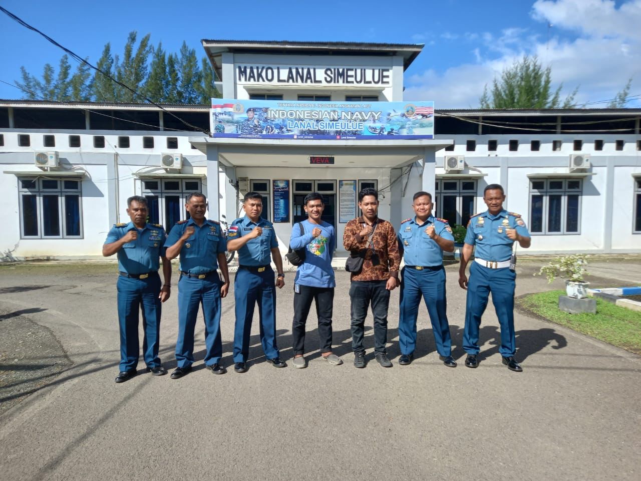 Lanal Simeulue Sambut Volunteer Ekspedisi Kampung Bahari Dari Universitas Teuku Umar