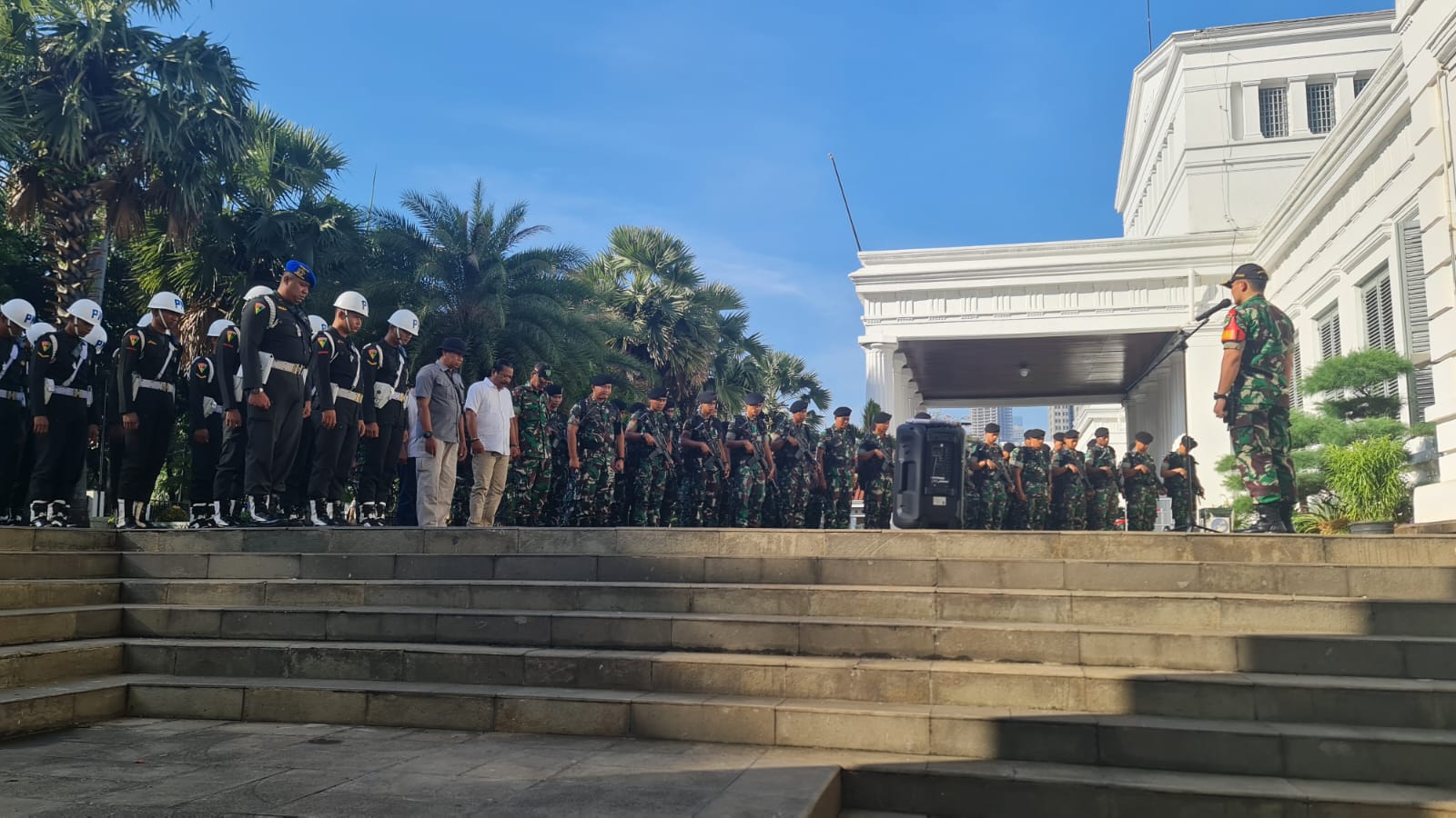 Kodim 0501 JP Beserta Jajaran Ciptakan Rasa Aman Kunjungan Kaisar Jepang ke Museum Nasional