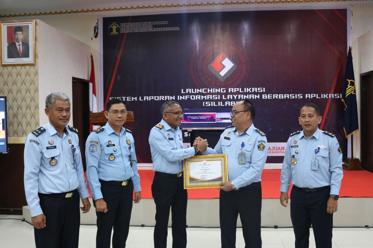 Kakanwil Buka Louncing Berbasis Aplikasi Layanan Informasi (SILILABA) di Aula Kantor Kanwil Kemenkumham Sultra.