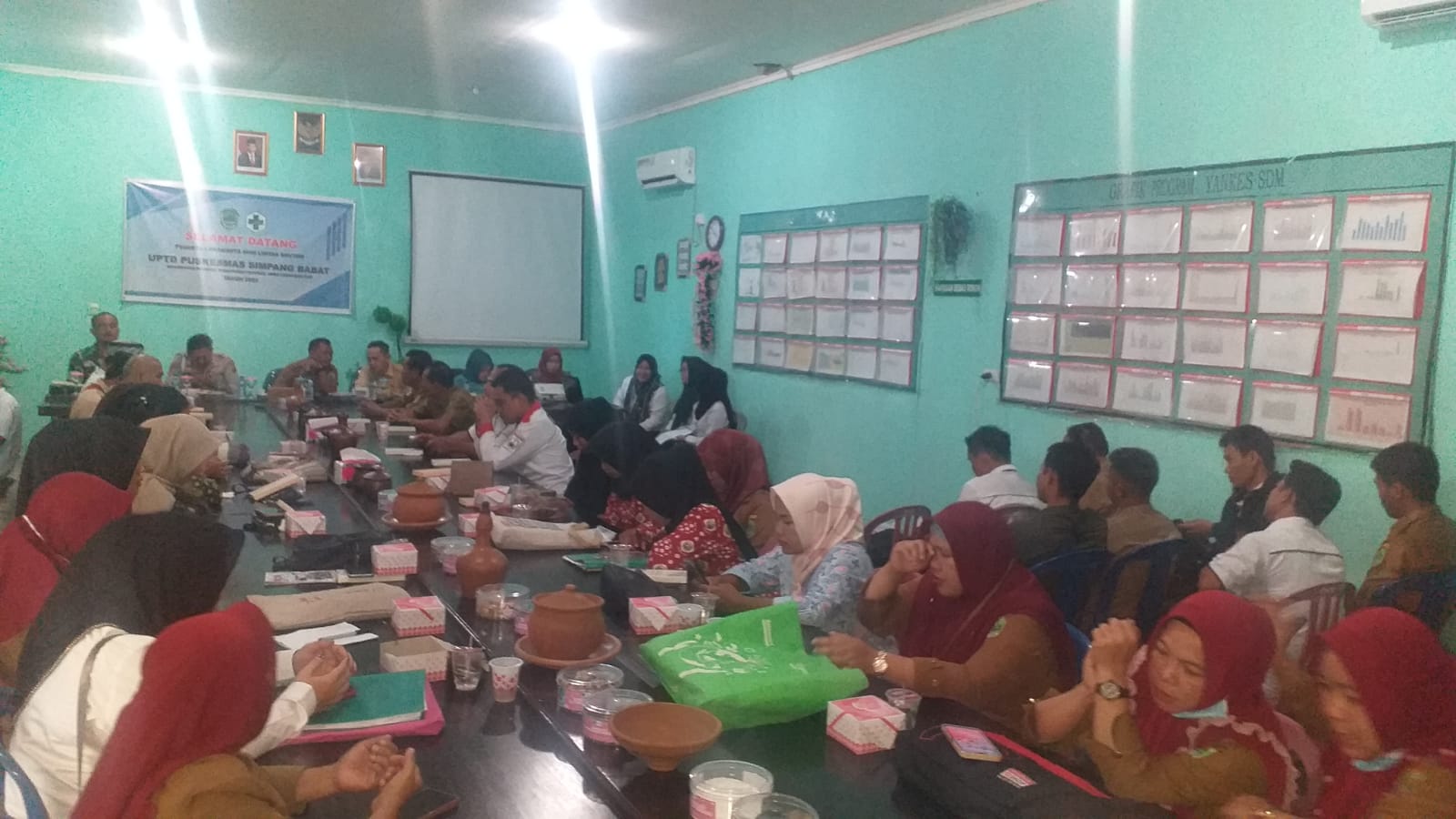 Polsek Penukal Abab Hadiri Loka Karya Mini Lintas Sektoral Kesehatan di Puskesmas