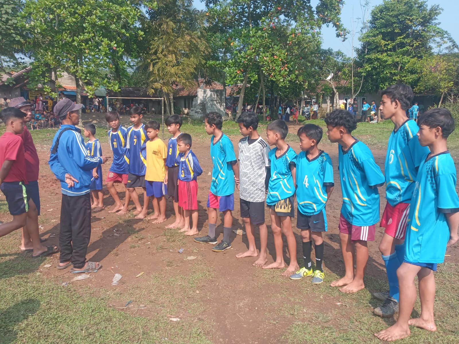 Turnamen Sepak Bola Di Kampung Rancapanjang Desa Sangiang Tanjung