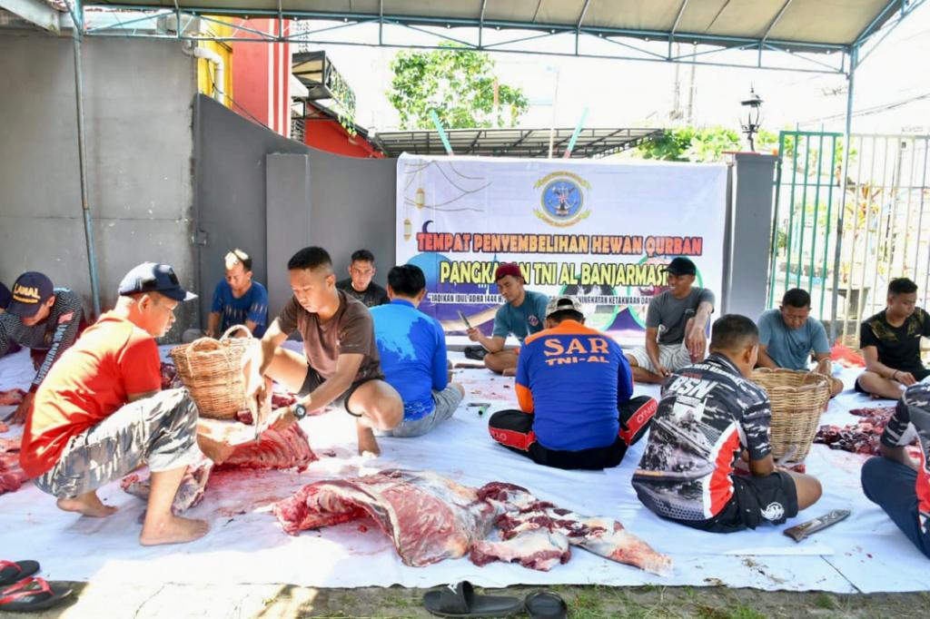 Maknai Hari Raya Idul Adha, Pangkalan TNI AL Banjarmasin Gelar Sholat dan Pemotongan Hewan Qurban