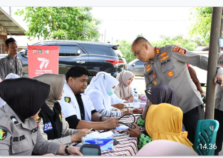 Jelang Hari Bhayangkara ke 77, Warga Gampong Baro Dapat Pengobatan Gratis dari Polres Aceh Timur