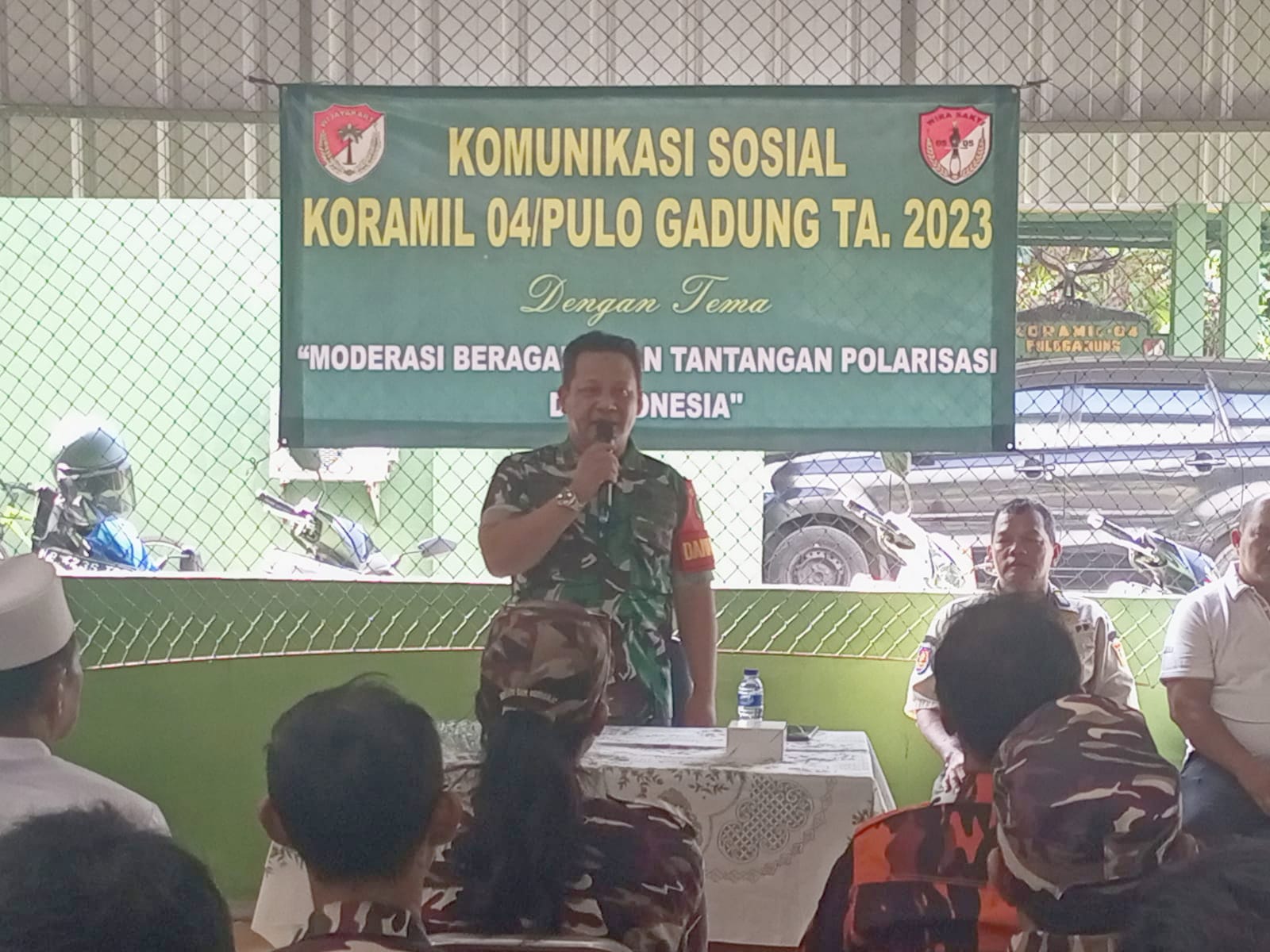 Merajut Kebersamaan Dalam Moderasi Beragama, Danramil Pulogadung Gelar Komsos