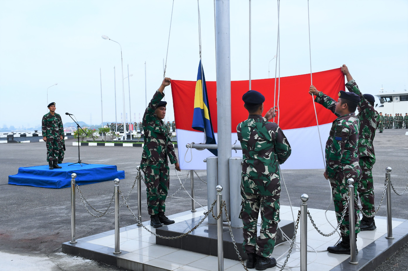 Lantamal I Laksanakan Upacara Bendera Tujuh Belasan di Lapangan Apel Maki