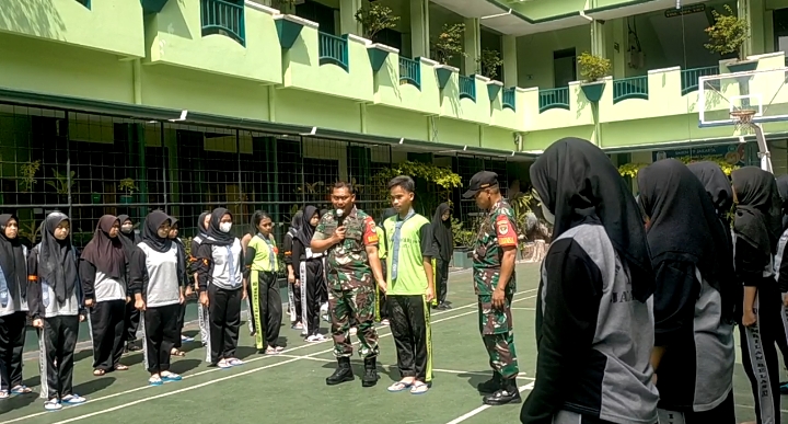 Babinsa Koramil 05/Tanah Abang Melaksanakan Army Go To School