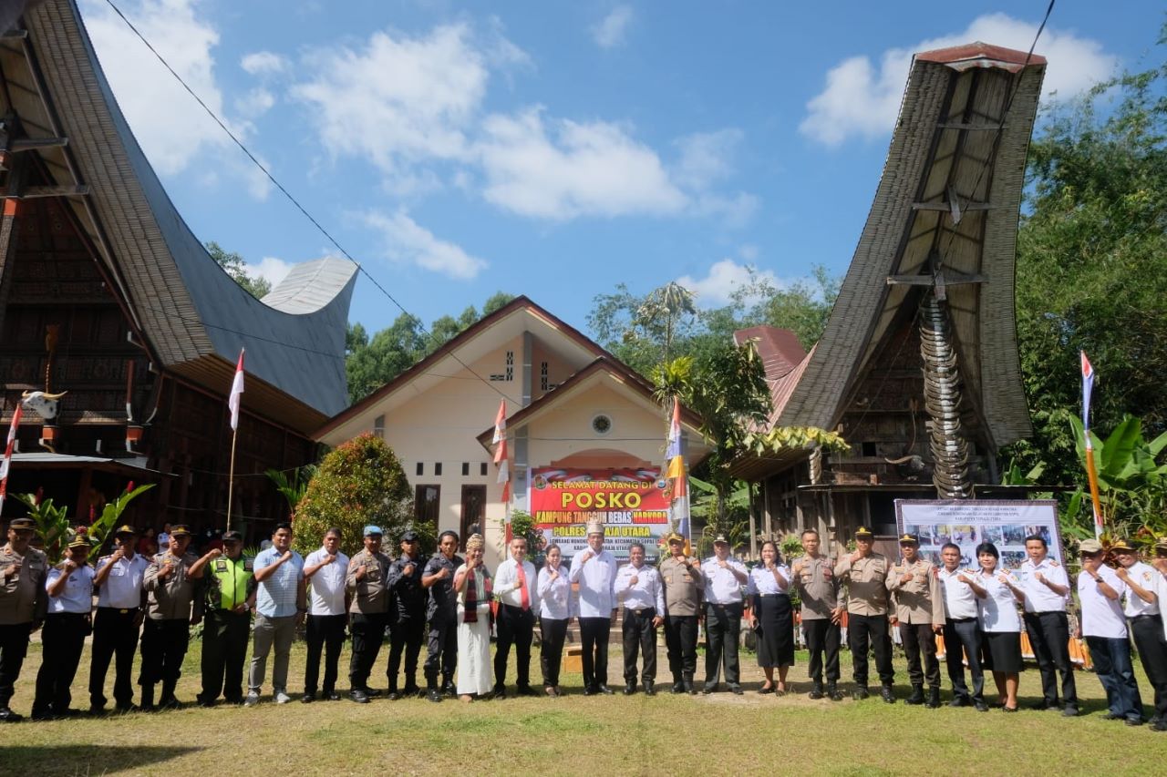 Dihadiri Langsung Dirresnarkoba Polda Sulsel, Polres Toraja Utara Gelar Pencanangan Kampung Tangguh Bebas Narkoba