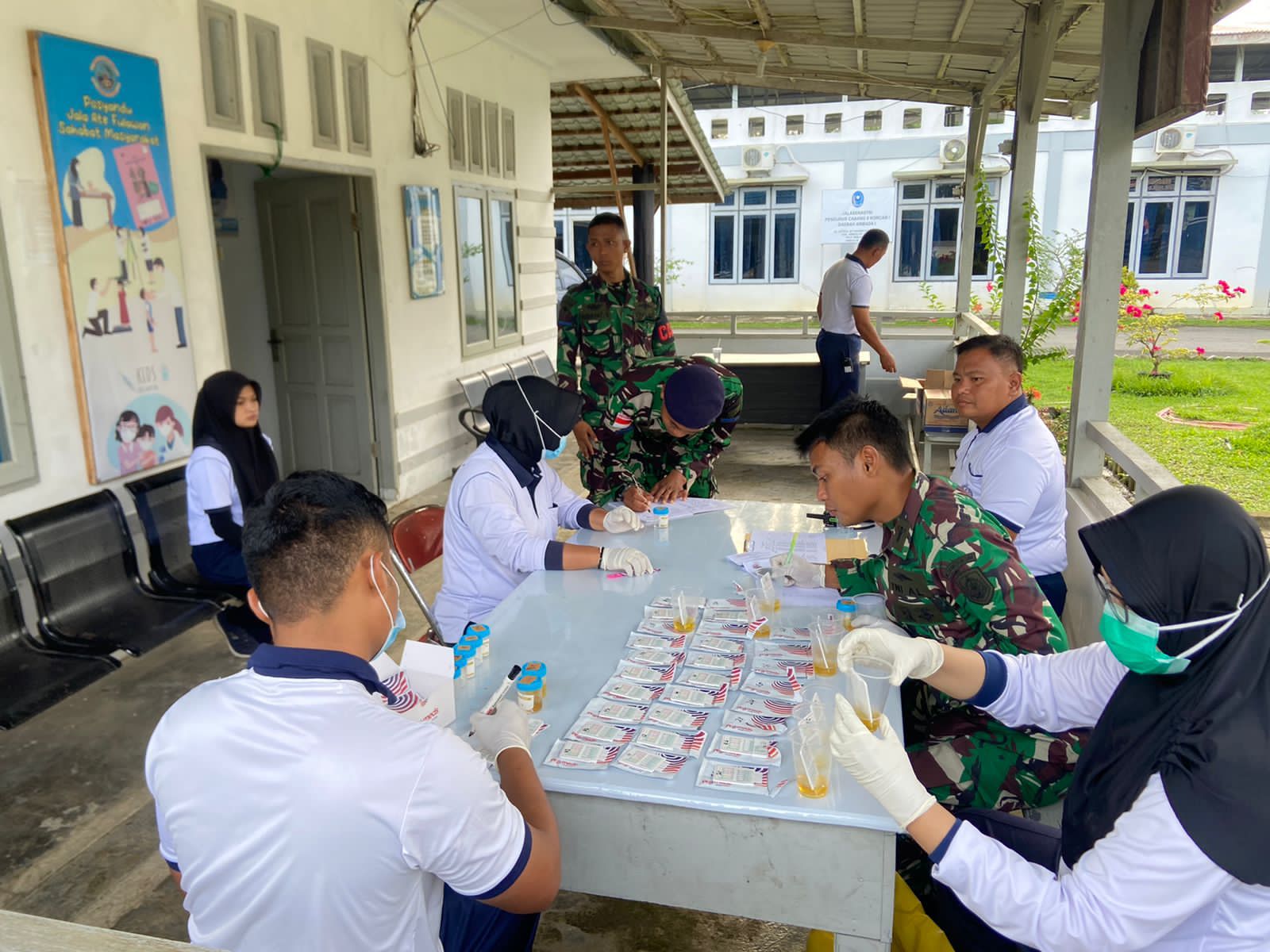 Serius Berantas Narkoba, Pangkalan TNI AL Simeulue Laksanakan Sidak Uji Bebas Narkoba