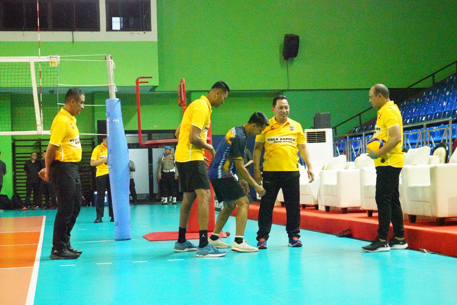 Wakapolda Metro Jaya Dampingi Kapolri Cek Persiapan Volley Ball Putaran ke-2 Piala Kapolri