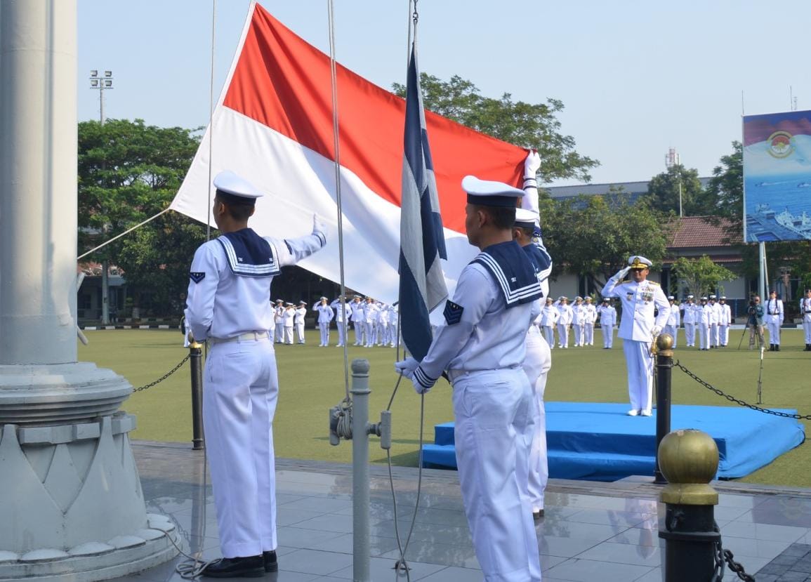 Kaskoarmada RI Pimpin Upacara HUT Kemerdekaan RI Ke-78 di Koarmada RI.