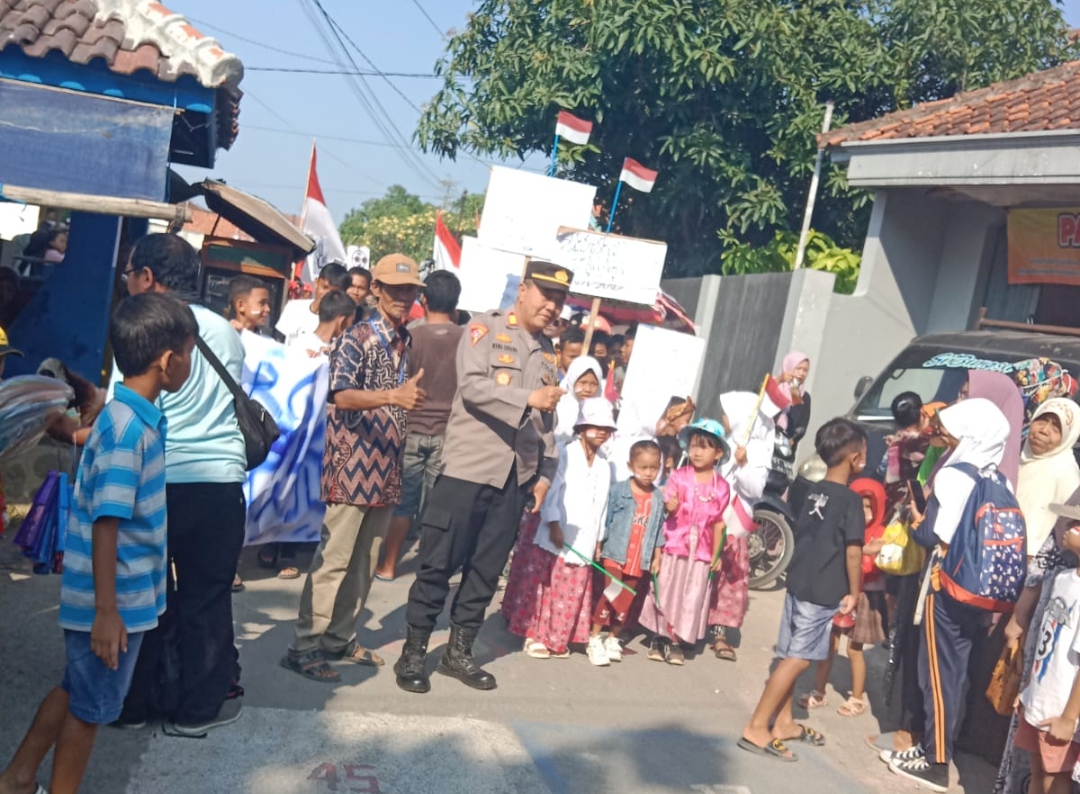 Kapolsek Kadipaten Sambang Warga, Guna Mepererat Tali Silaturahmi