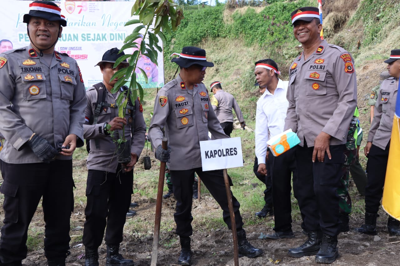 Polri Lestarikan Negeri, Polres Bener Meriah Tanam 1000 Bibit Pohon