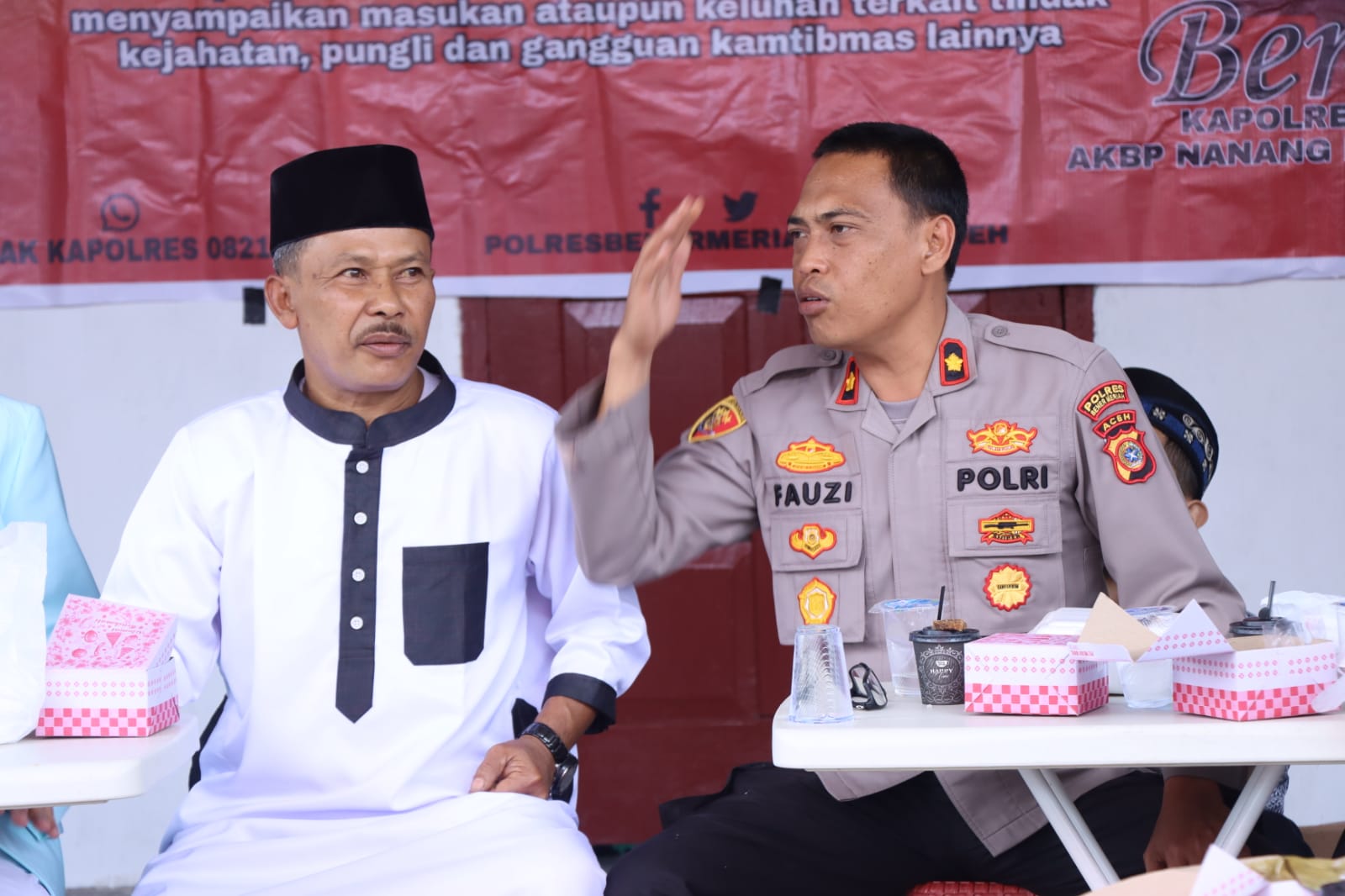 Warga Kampung Simpang Tritit Curhat Bersama Wakapolres Bener Meriah