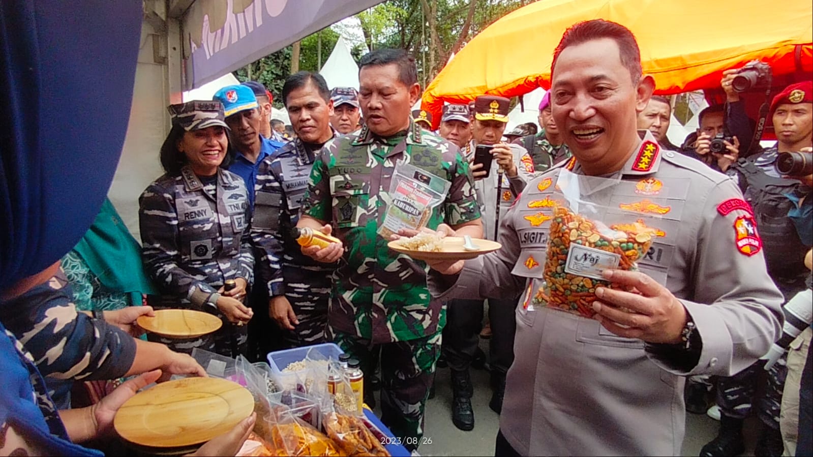 Komandan Lanal Bandung Hadiri Kegiatan Bhakti Kesehatan dan Bhakti Sosial Alumni Akabri Tahun 1989