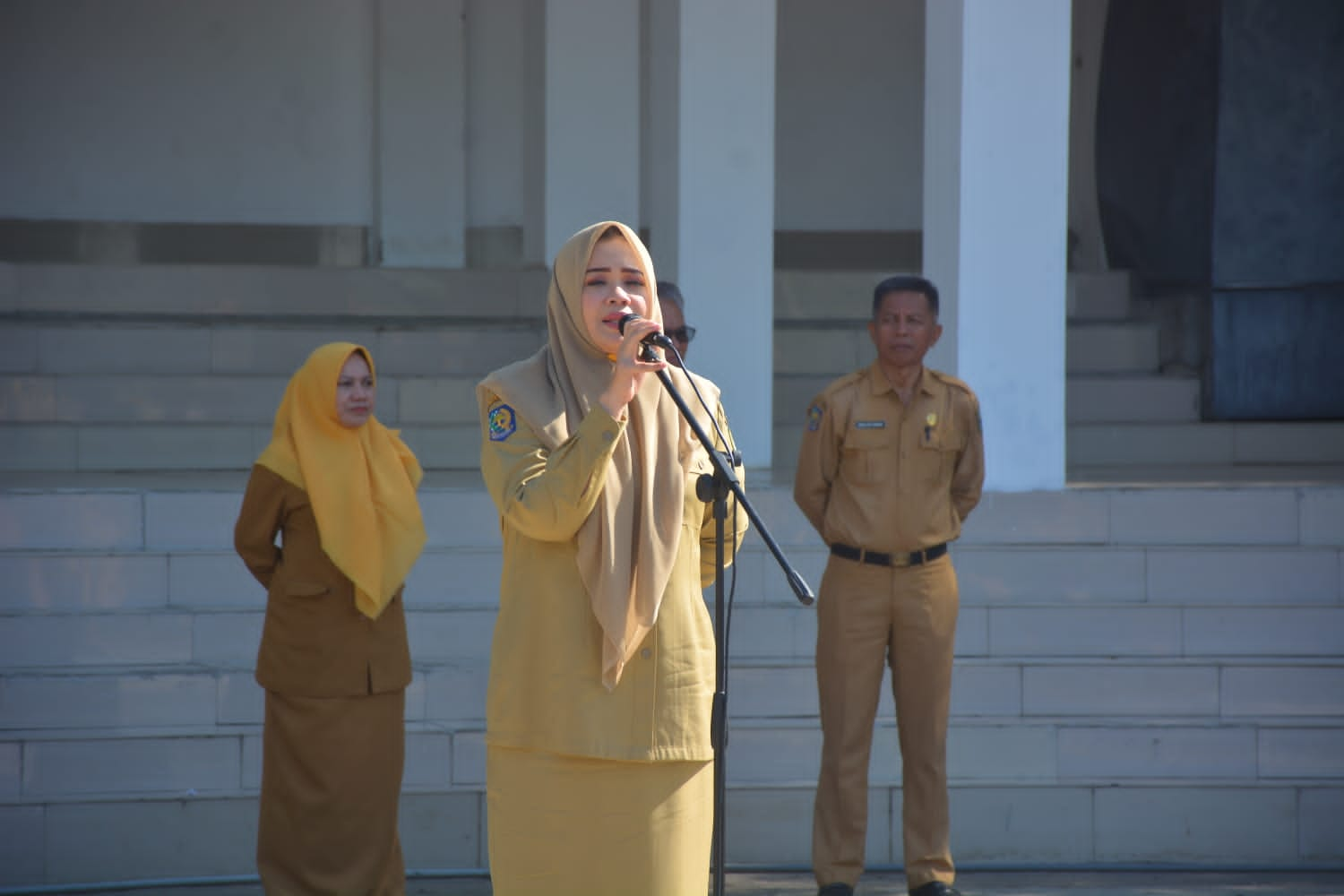 Pimpin Apel Lingkup Setda, Bupati Bima Pantau Tingkat Kehadiran Staf