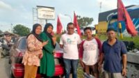 Titi Gampong Sungai Lueng Menjadi Lautan Merah Puluhan Bendera PDI Perjuangan Berkibar Indah.  