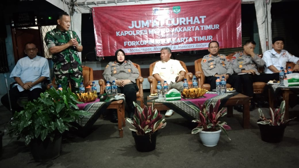 Silaturahmi Kapolres Metro Jakarta Timur Bersama Danramil 01/Jatinegara Terima Curhat Warga Klender dan Cipinang Muara