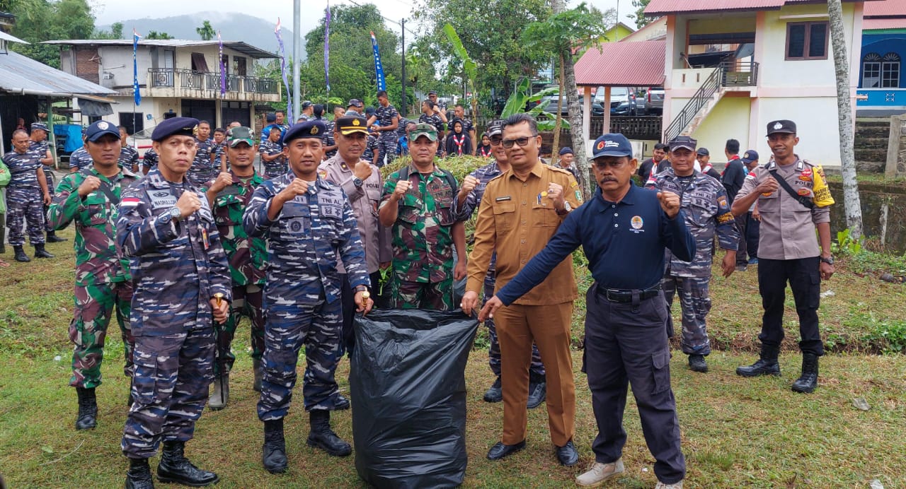 Sambut Peringatan Hari Jadi Ke-78 TNI Angkatan Laut Tahun 2023, Lanal Sabang Gelar Program Kali Bersih (Prokasih) Nasional Tahun 2023 Secara Serentak