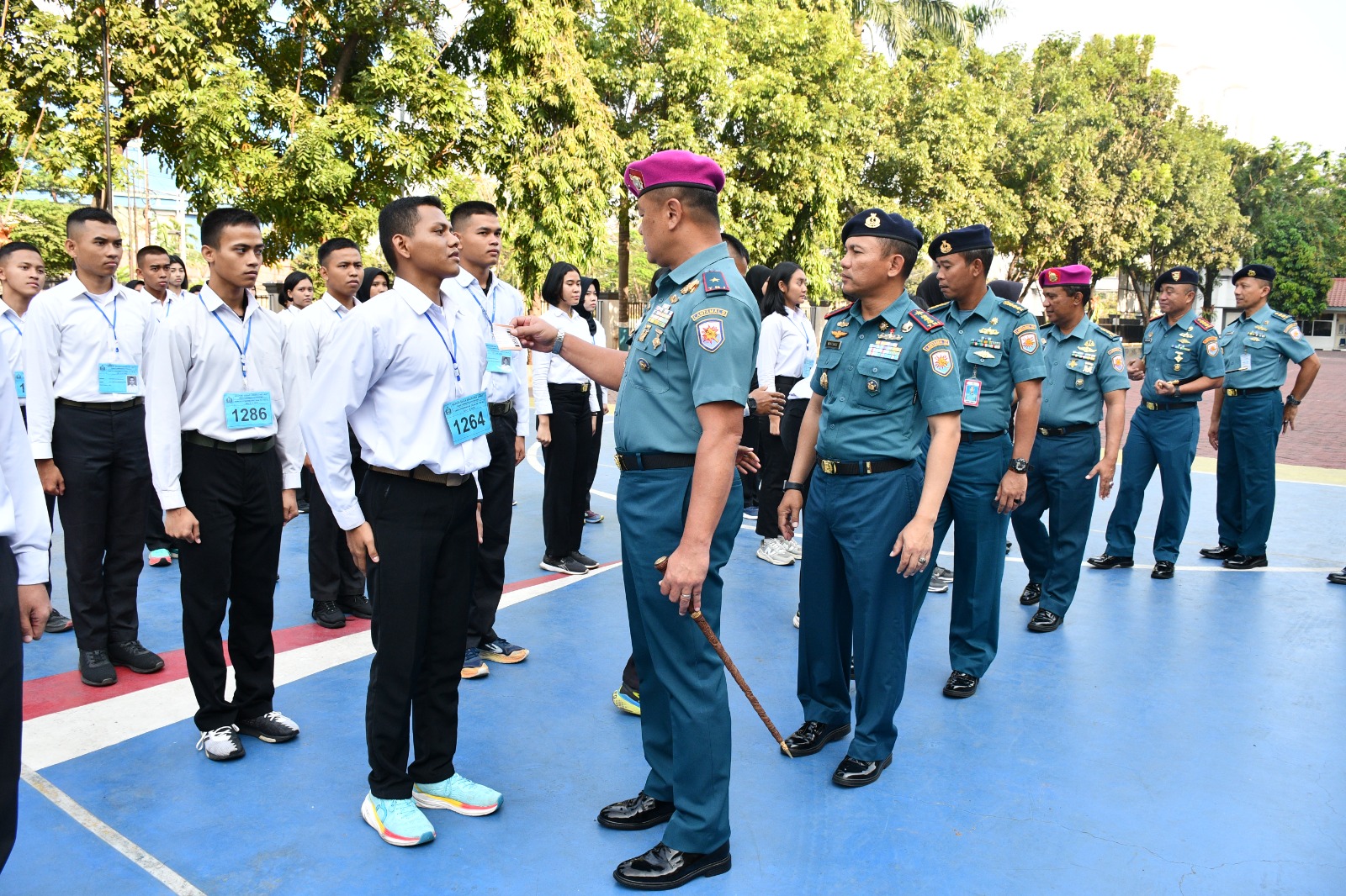 DANLANTAMAL III JAKARTA LEPAS KEBERANGKATAN 149 CABA PK TNI AL GELOMBANG II TA 2023 KE SELEKSI TINGKAT PUSAT