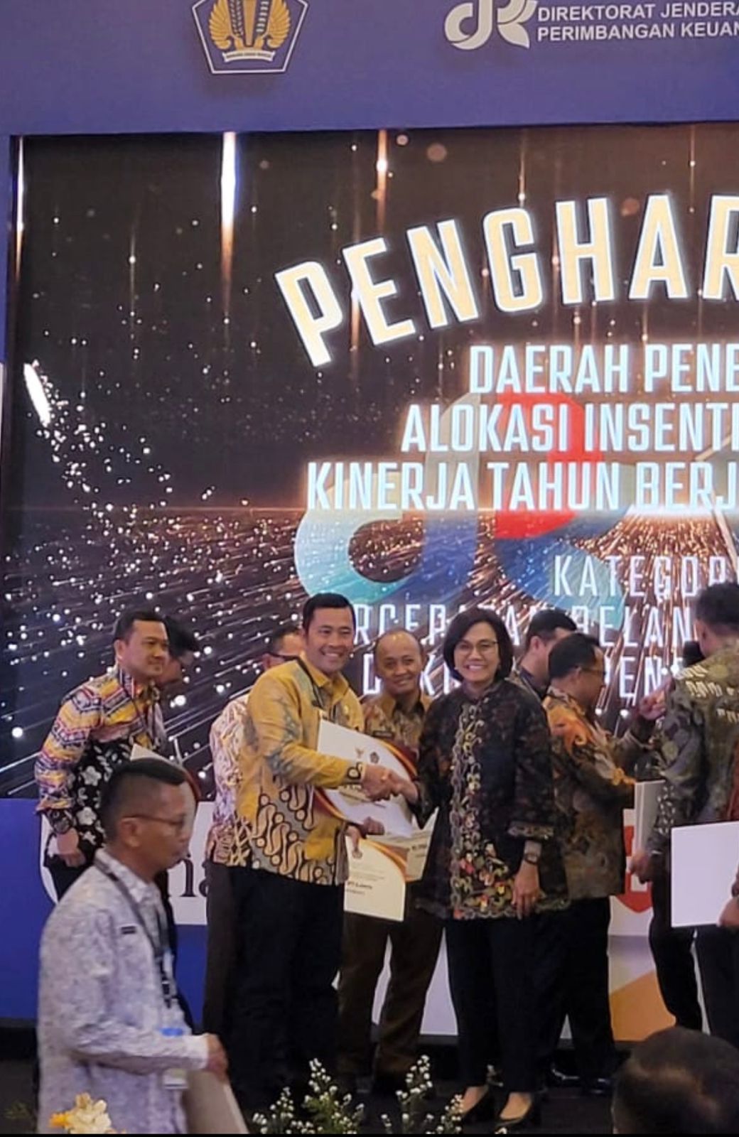 Pj Bupati Bener Meriah Terima Penghargaan Insentif Fiskal Kinerja dari Menkeu Sri Mulyani