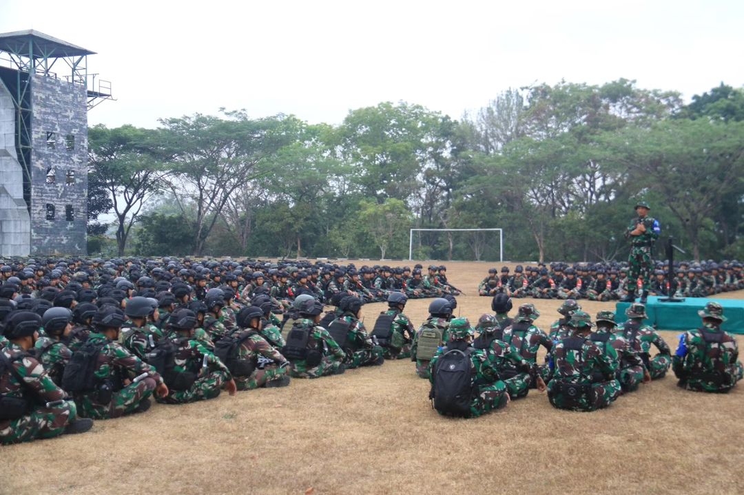 Danbrigif 13 Galuh Rahayu Pimpin Pembukaan Latihan Yonif 323 Kostrad