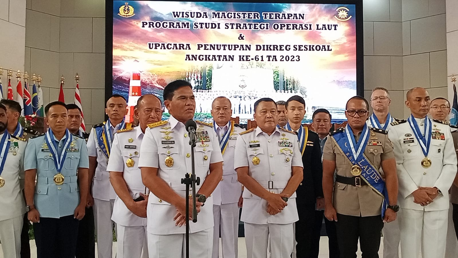 Kasal Pimpin Wisuda dan Upacara Penutupan Pendidikan Reguler Seskoal Angkatan Ke-61 TA. 2023