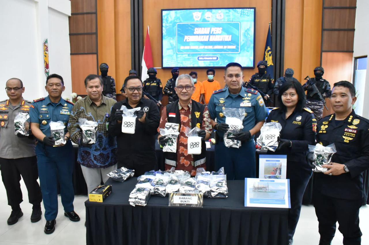 TNI AL Berhasil Gagalkan Pengiriman 23 Kg Narkoba Antar Negara Masuk Ke Indonesia di Perbatasan RI