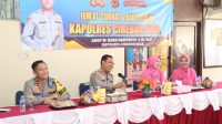 Kapolres Cirebon Kota Berikan Pesan Kamtibmas dan Bagikan Puluhan Sembako Dalam Kegiatan Jumat Curhat