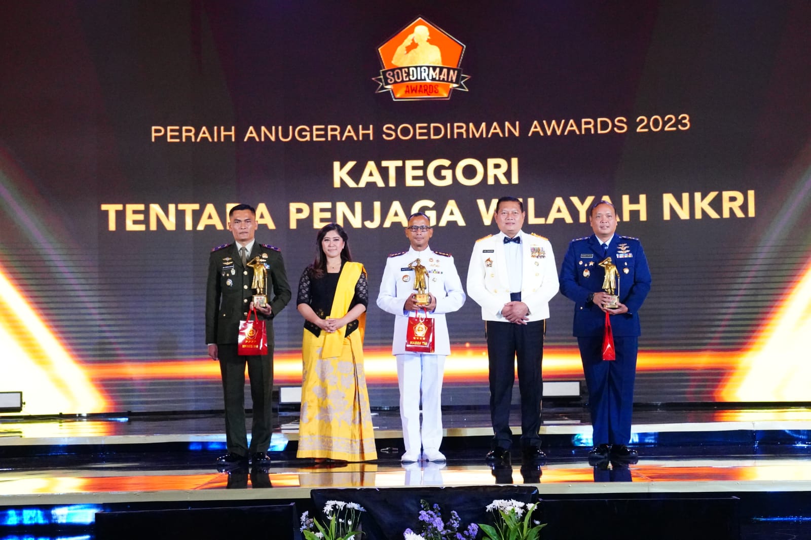 Panglima TNI Anugerahi Soedirman Awards kepada 9 Orang Prajurit Berprestasi