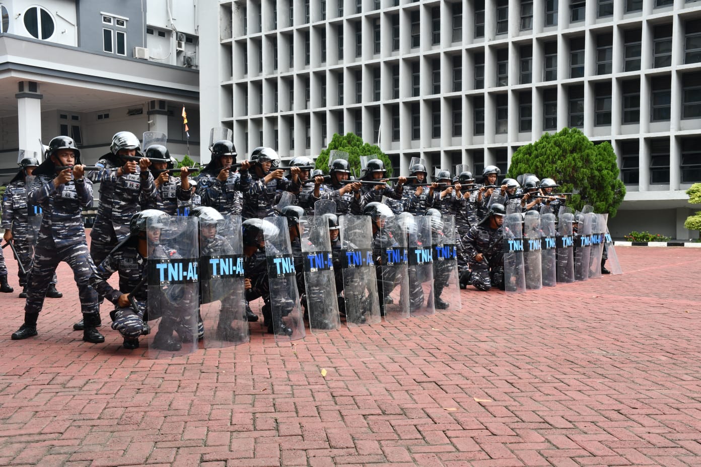 LANTAMAL III JAKARTA LAKSANAKAN DRILL TAKTIS LATIHAN PENGAMANAN PEMILU TAHUN 2023