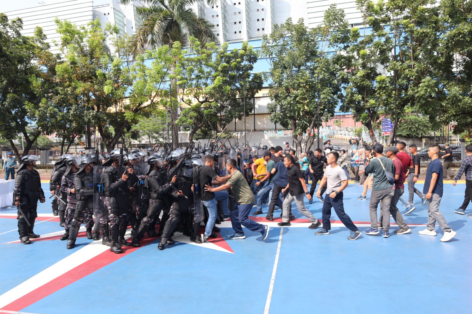 LANTAMAL III JAKARTA LAKSANAKAN SIMULASI LAPANGAN LATIHAN PENGAMANAN PEMILU TAHUN 2023