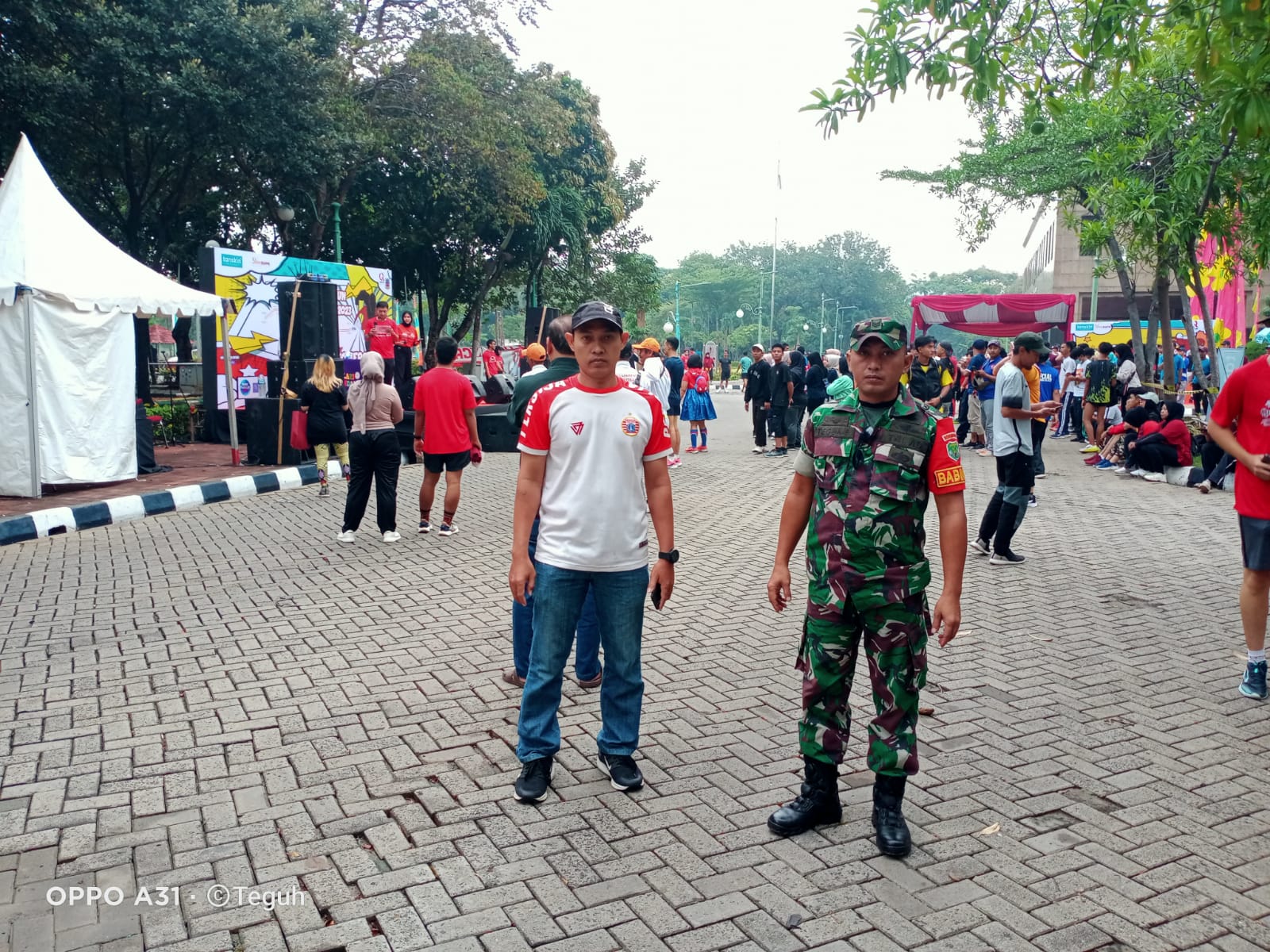 Anggota Koramil 07/KB Babinsa Kemsel Sertu Teguh Monitoring Giat Quntum Fun Run 2023 