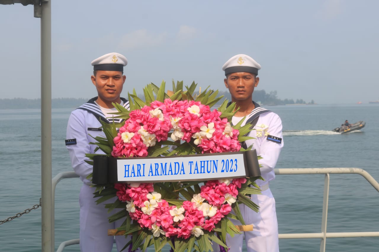 Sambut Hari Armada RI Tahun 2023, Lanal Bengkulu Gelar Tabur Bunga di Perairan Bengkulu